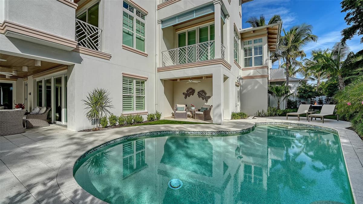 5005 GULF OF MEXICO DRIVE — photo 53 of 60