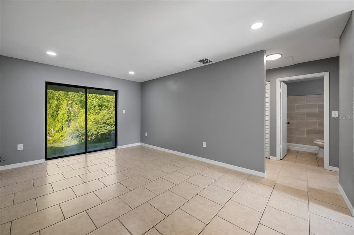 1450 GIBSON STREET — photo 25 of 52