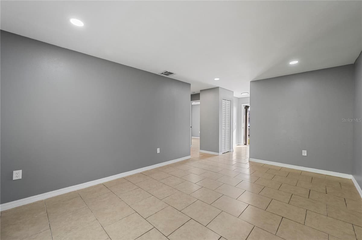 1450 GIBSON STREET — photo 26 of 52