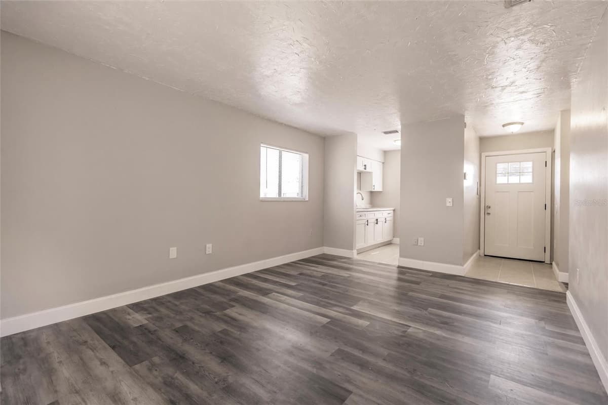 1450 GIBSON STREET — photo 10 of 52