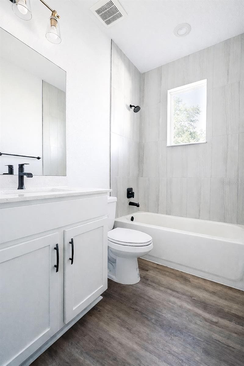 45 ROYAL OAK DRIVE — photo 26 of 38