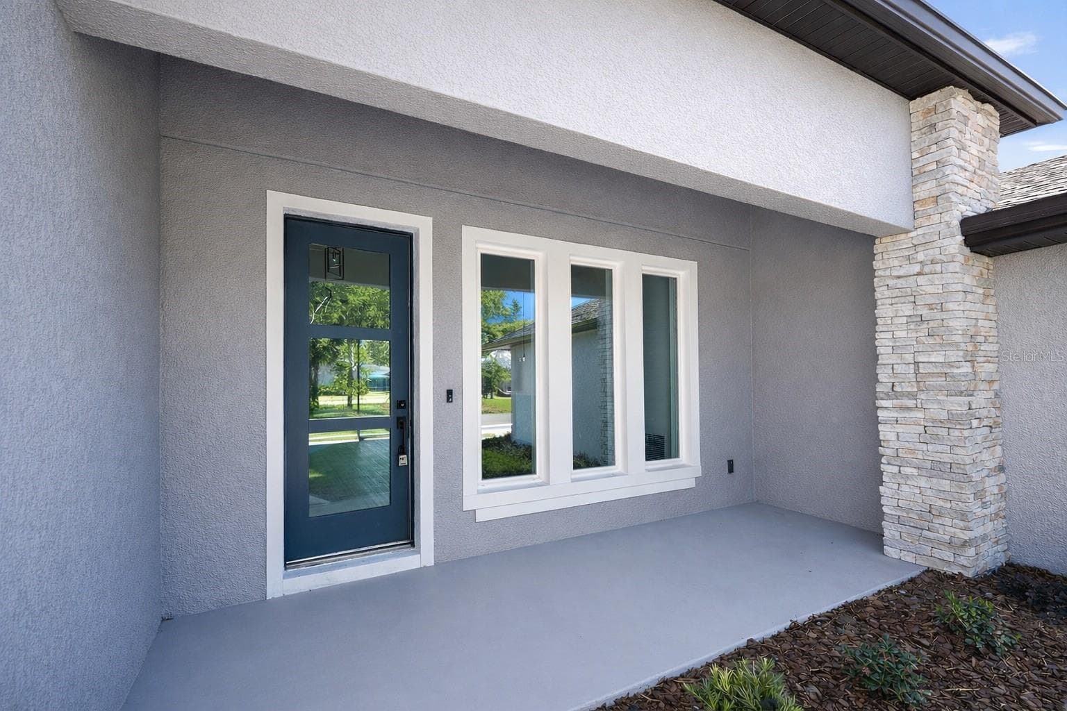 45 ROYAL OAK DRIVE — photo 4 of 38