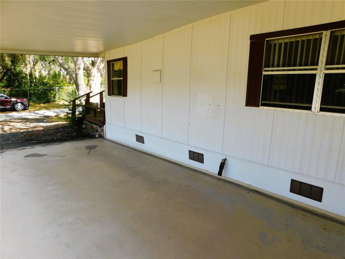 34912 HAWKIOWA ROAD — photo 3 of 7