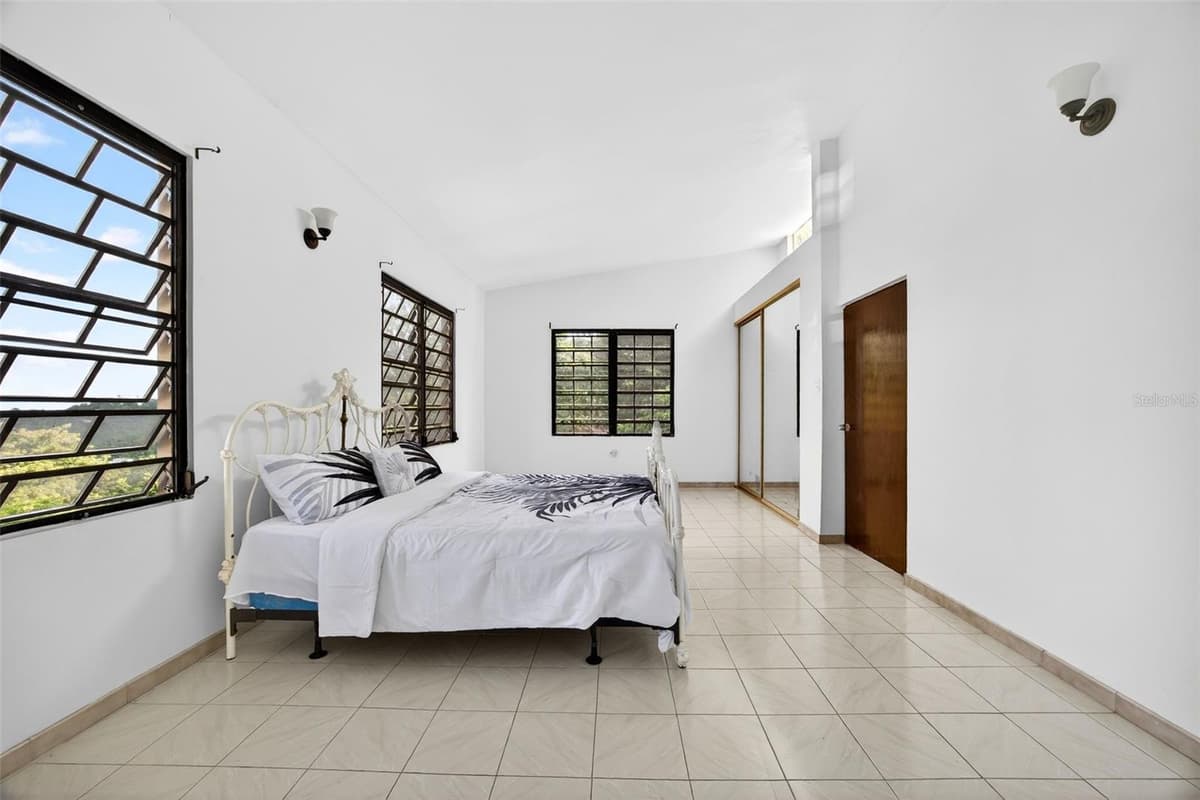 PR-184 KM 32.4 BEATRIZ — photo 33 of 58