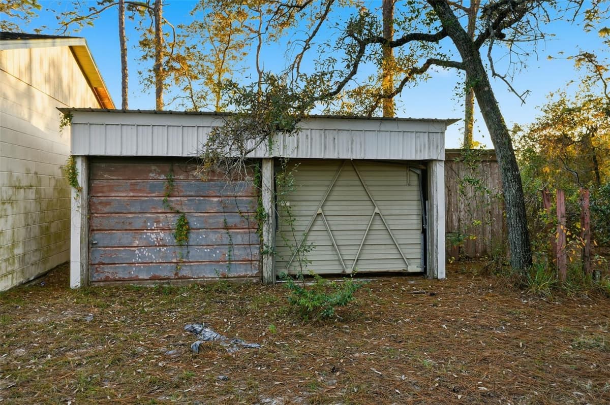 15010 CORTEZ BOULEVARD — photo 30 of 72