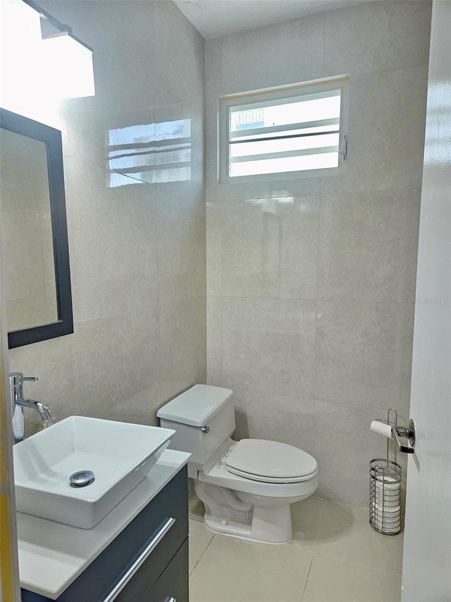 H 11 CAGUAS REAL, TORRES DEL ORO — photo 10 of 24