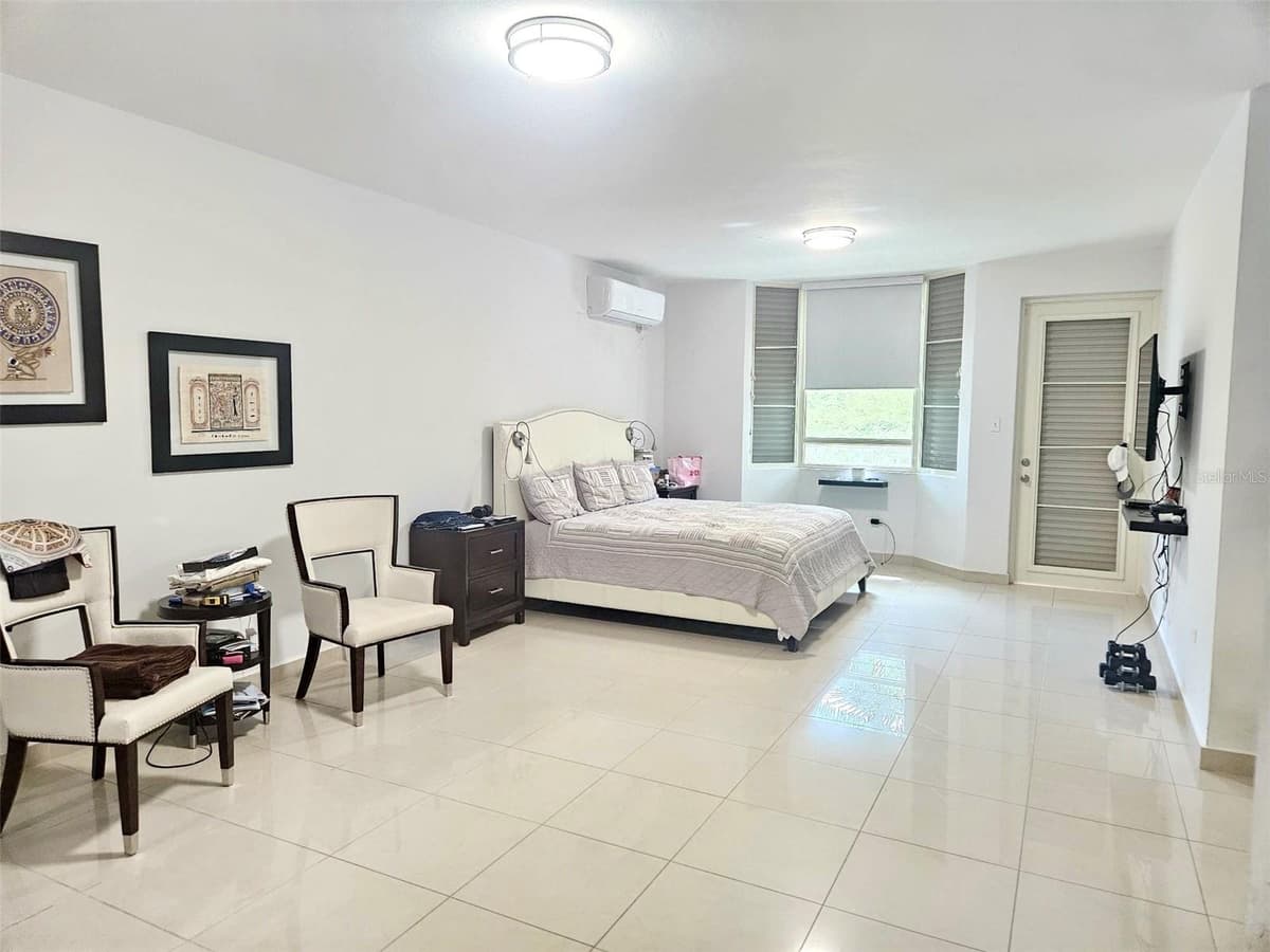 H 11 CAGUAS REAL, TORRES DEL ORO — photo 15 of 24