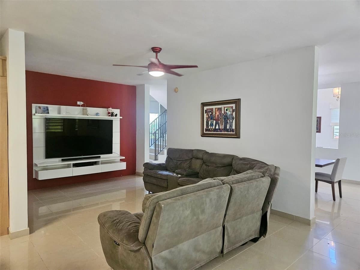 H 11 CAGUAS REAL, TORRES DEL ORO — photo 9 of 24