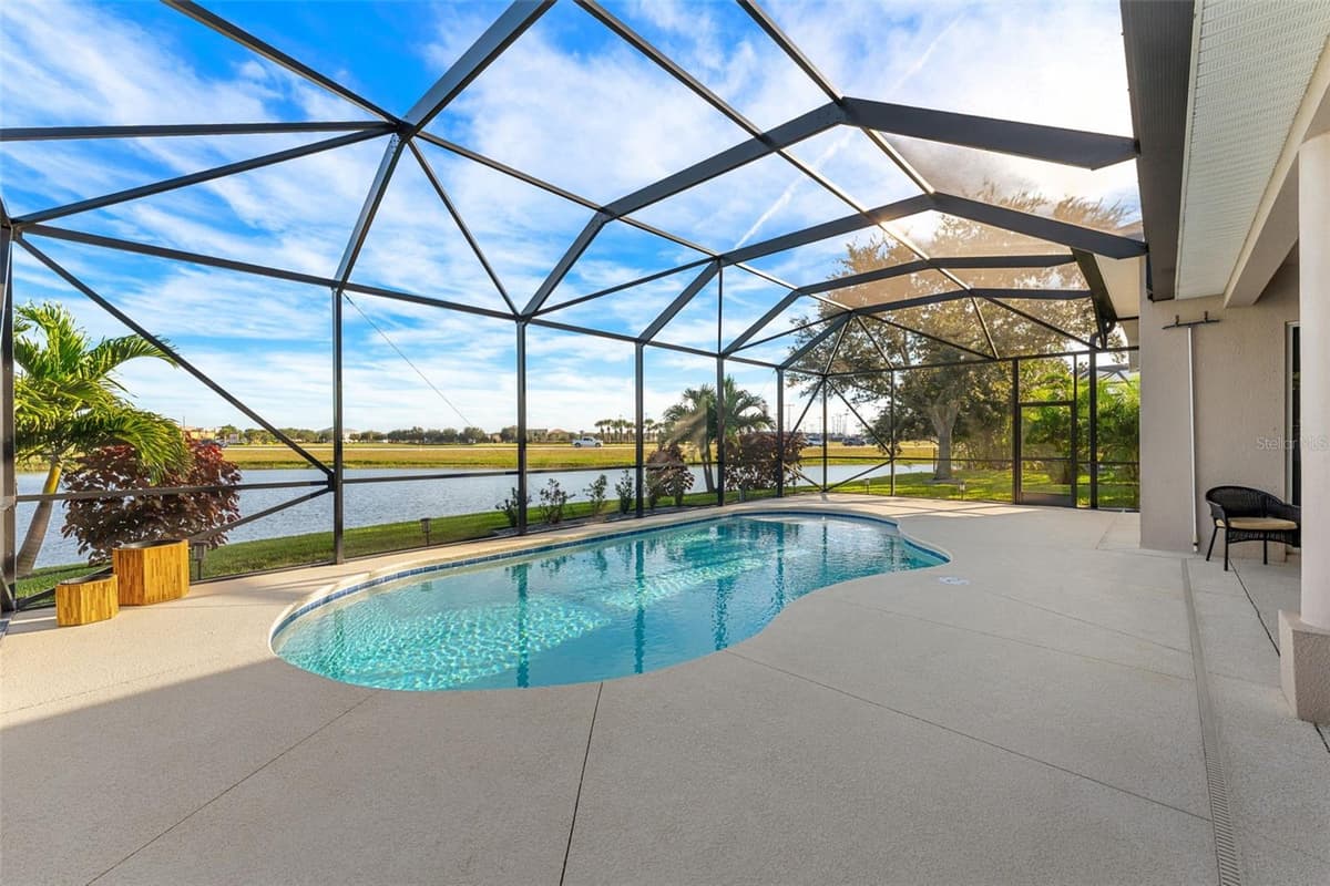 3241 GATLIN DRIVE — photo 45 of 80