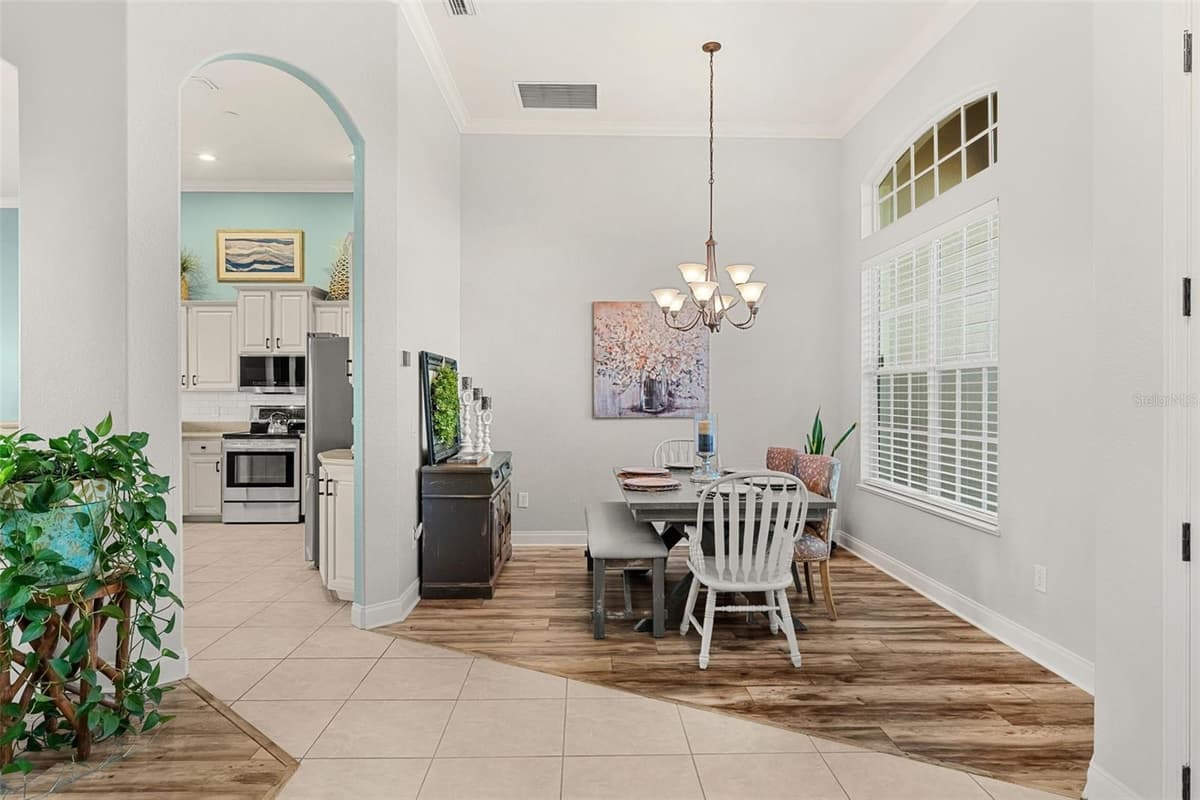 3241 GATLIN DRIVE — photo 9 of 80