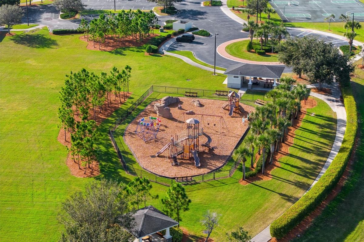3241 GATLIN DRIVE — photo 64 of 80