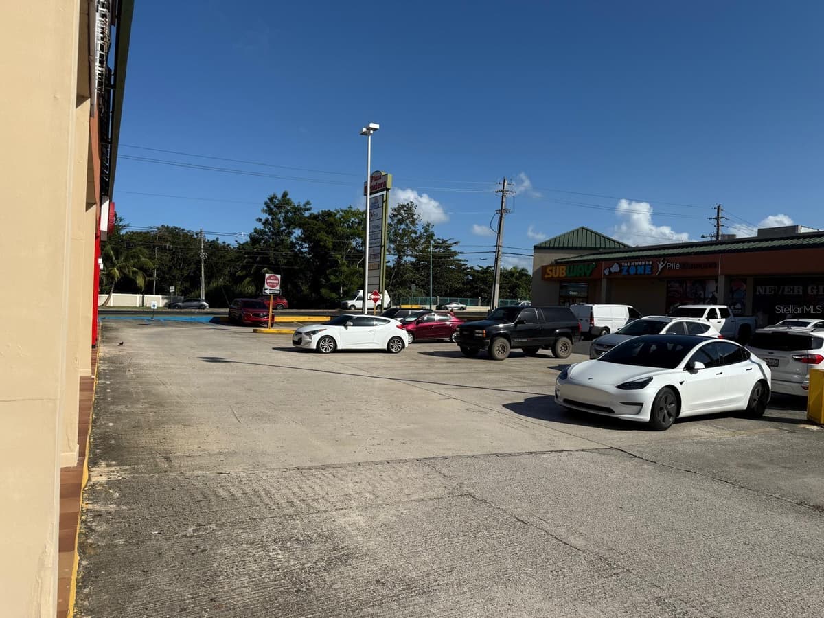 167 Plaza Pradera AVE ANTONIO PRINCIPE — photo 16 of 17