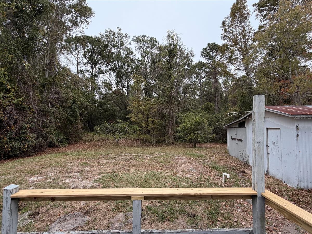 212 PARADISE SHORES ROAD — photo 21 of 23