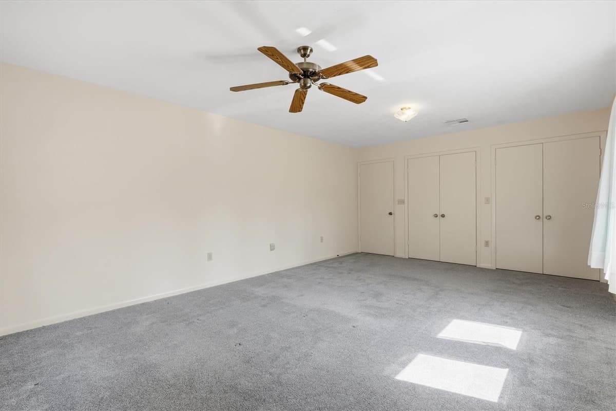 14600 216TH PLACE — photo 33 of 59