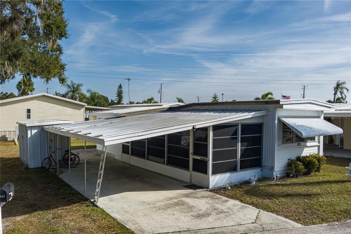 3326 BERNADETTE DRIVE — photo 3 of 26