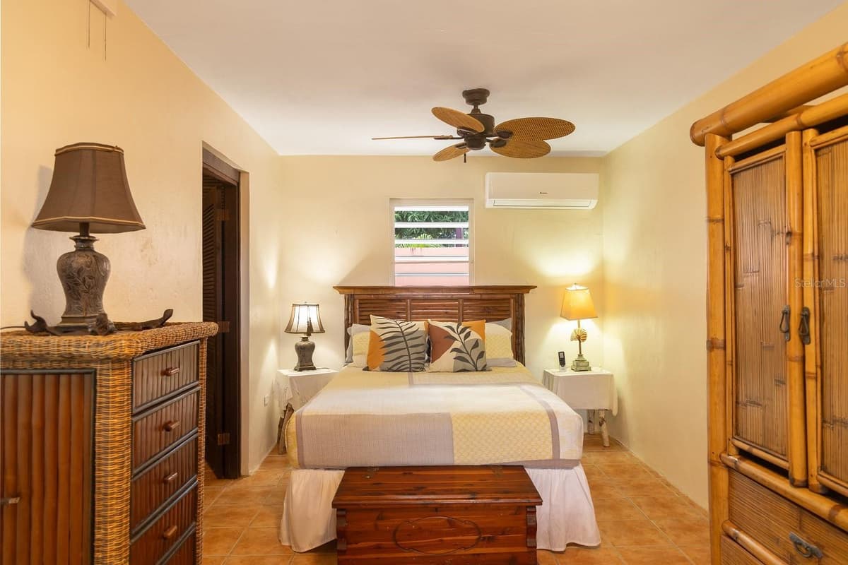 993 CALLE 16 — photo 19 of 31