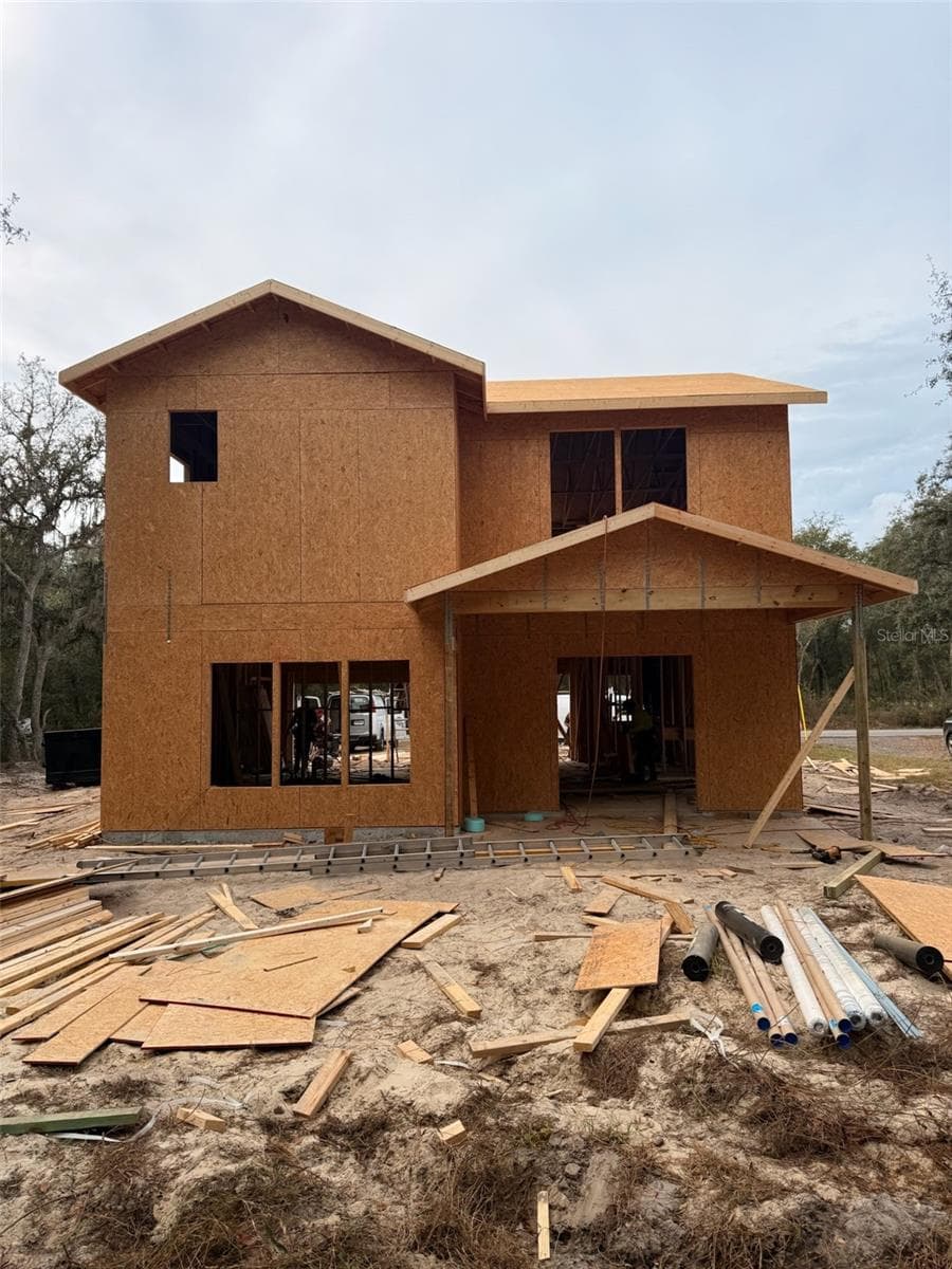 228 DAWN AVENUE — photo 12 of 21