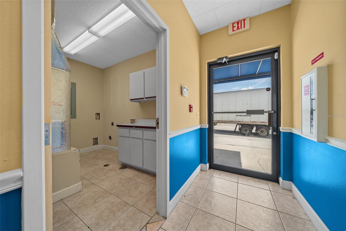 5925 ABSHIER BOULEVARD — photo 40 of 45