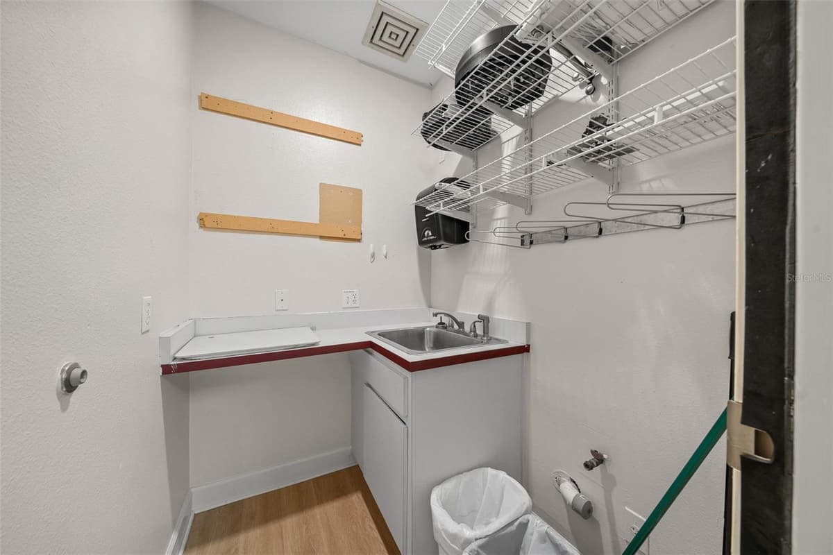5925 ABSHIER BOULEVARD — photo 41 of 45