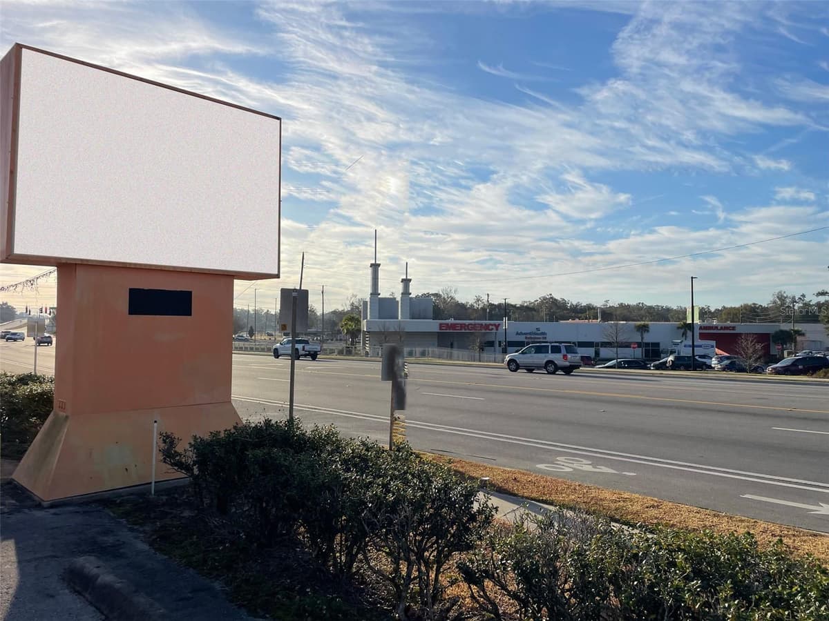 5925 ABSHIER BOULEVARD — photo 3 of 45