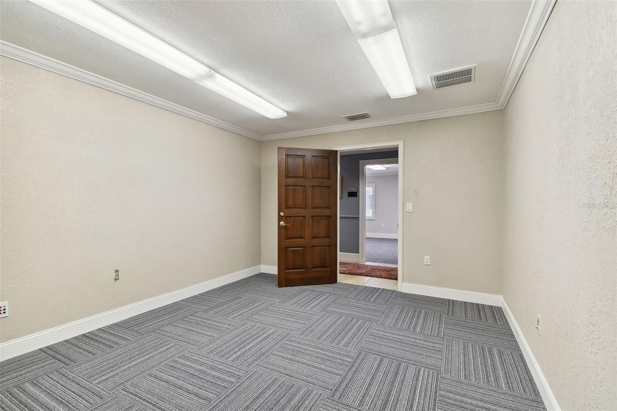 1137 BARTOW ROAD — photo 36 of 39