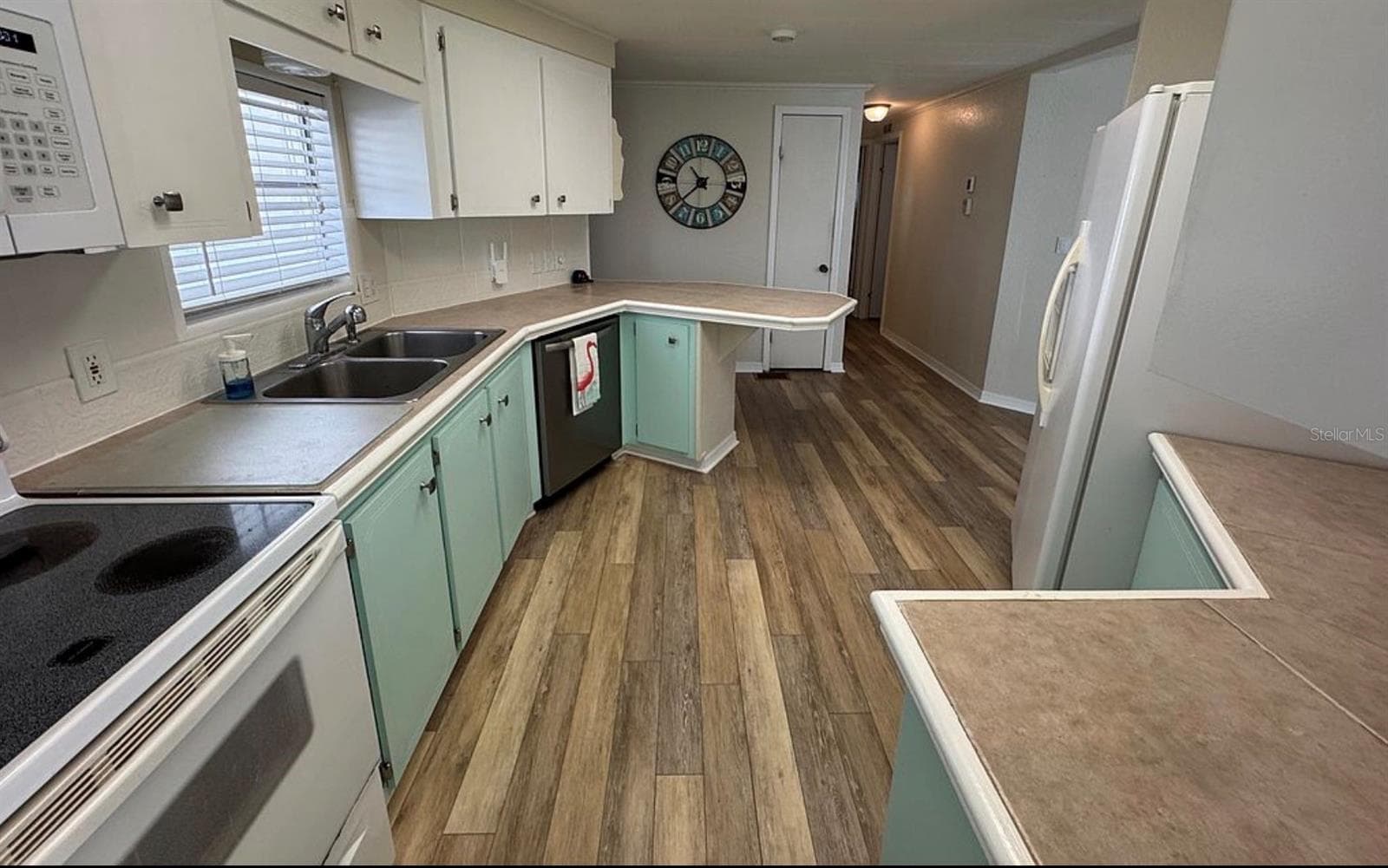 3301 ALT 19 — photo 3 of 23