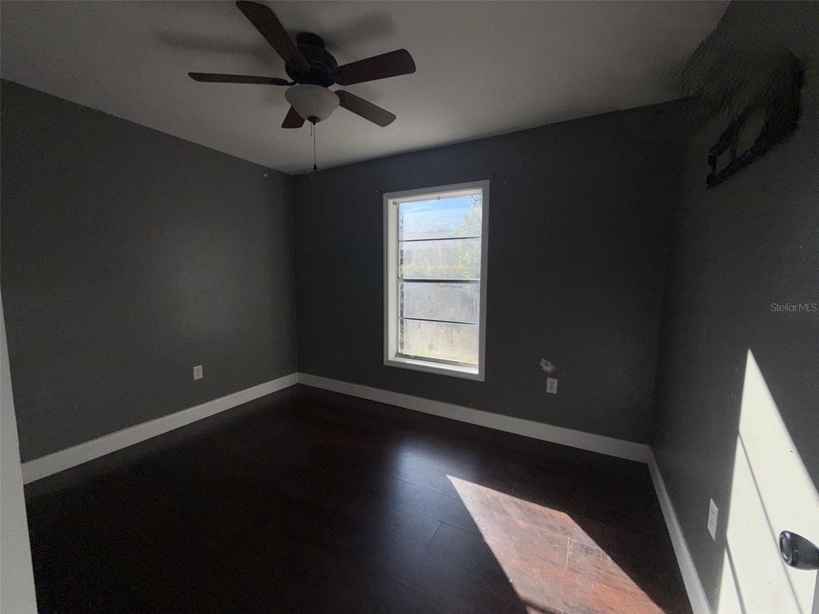 285 LAKE STREET — photo 17 of 27