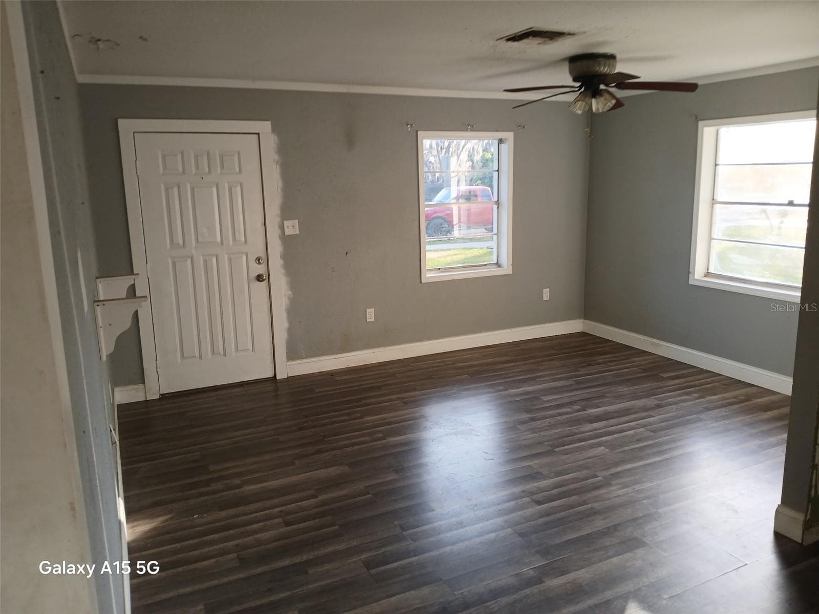285 LAKE STREET — photo 5 of 27