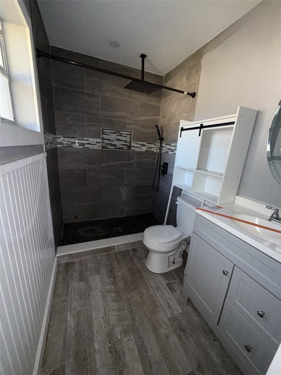285 LAKE STREET — photo 14 of 27