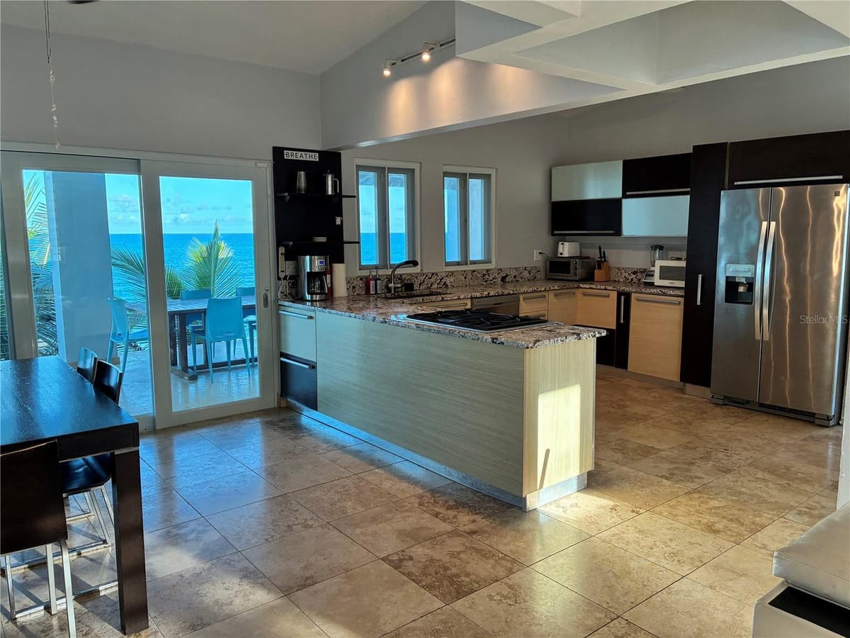365 NORTH SHORE POINTE — photo 10 of 62