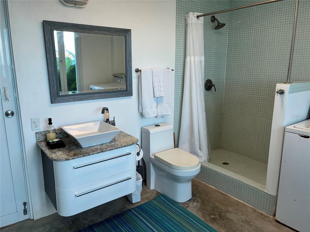 365 NORTH SHORE POINTE — photo 40 of 62