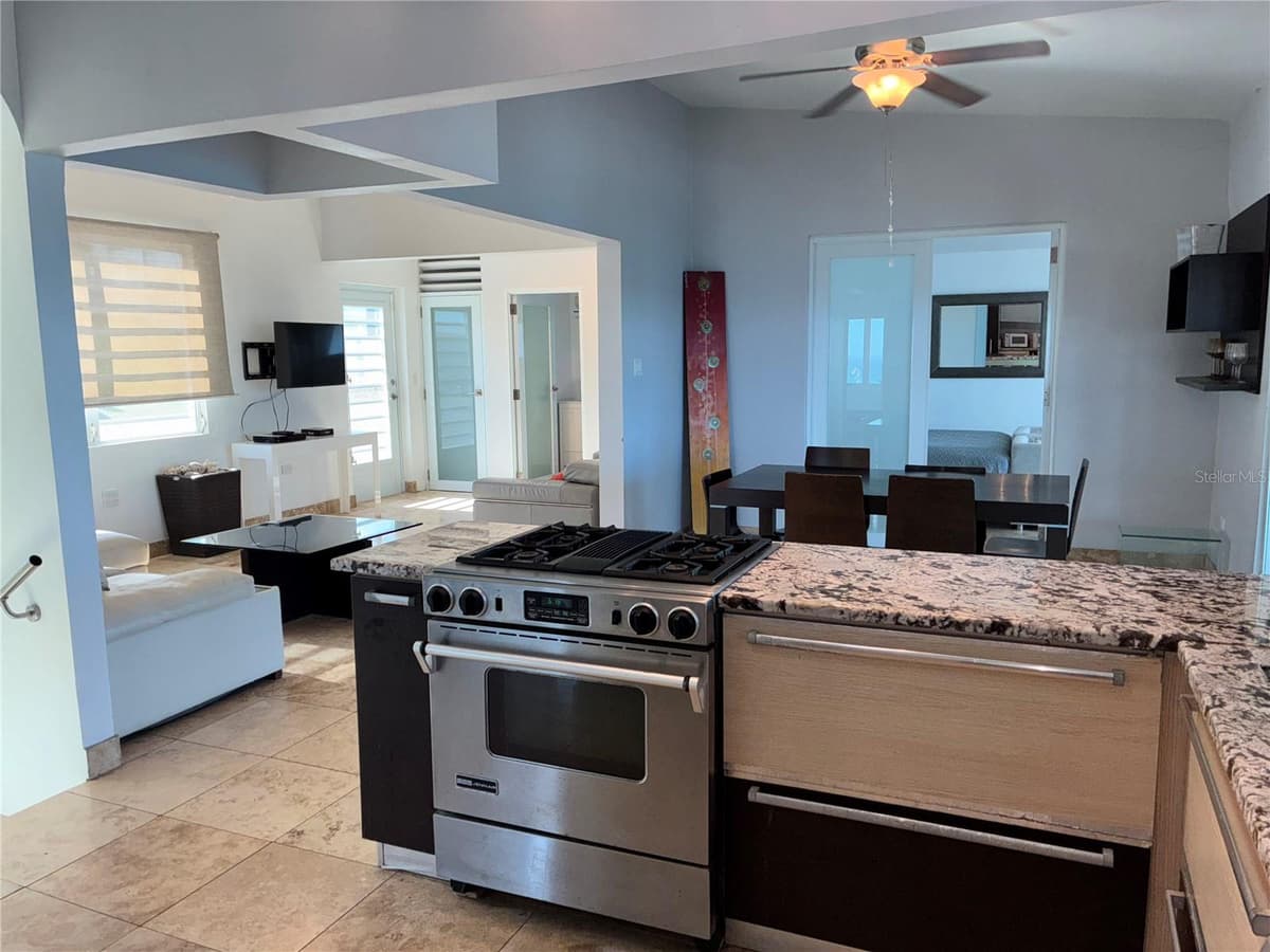 365 NORTH SHORE POINTE — photo 15 of 62