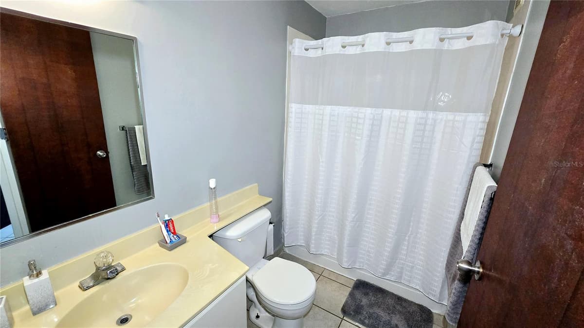 St 686 COND. CHALETS DE LA PLAYA — photo 16 of 42