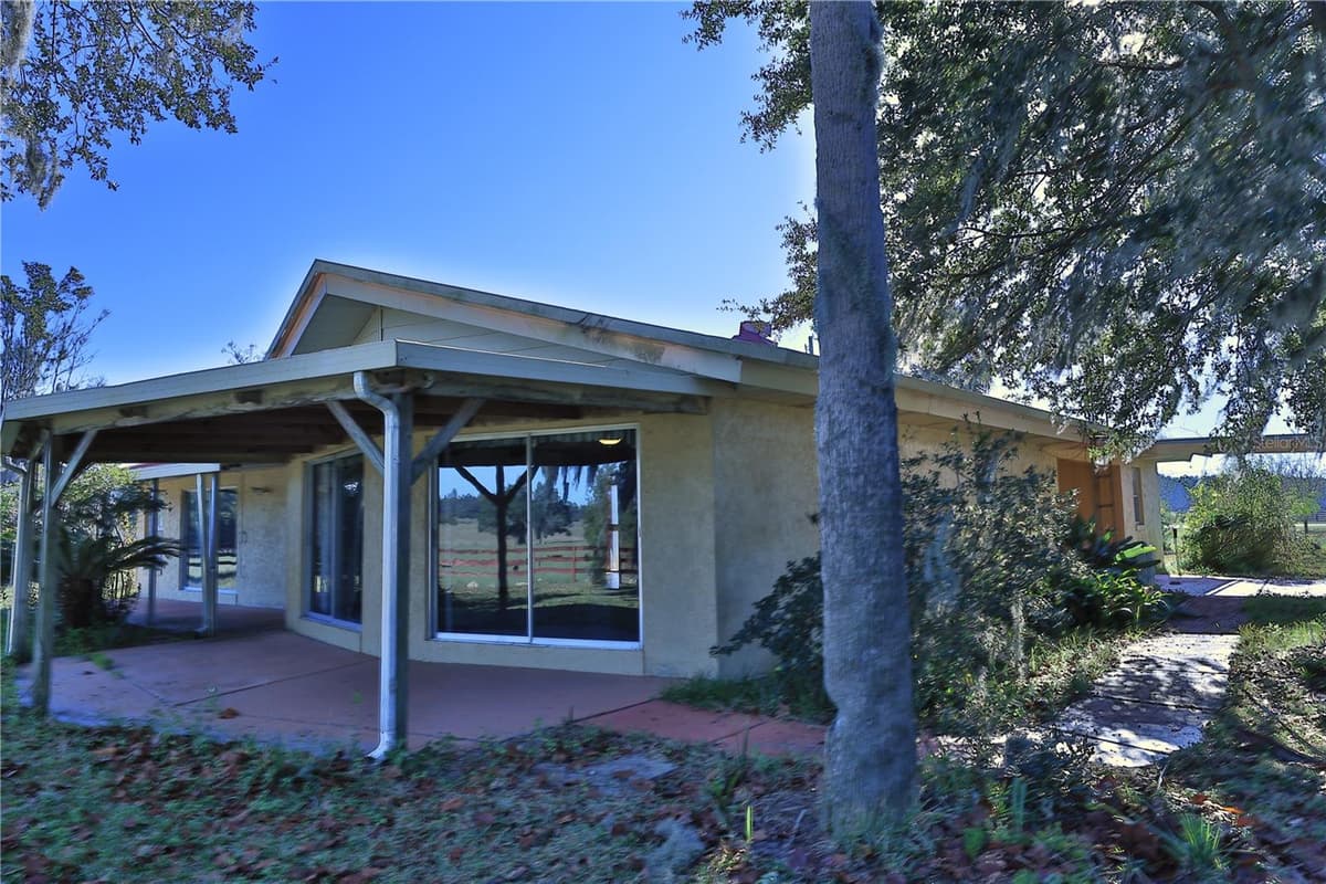 2155 COUNTY HIGHWAY 484 — photo 33 of 41