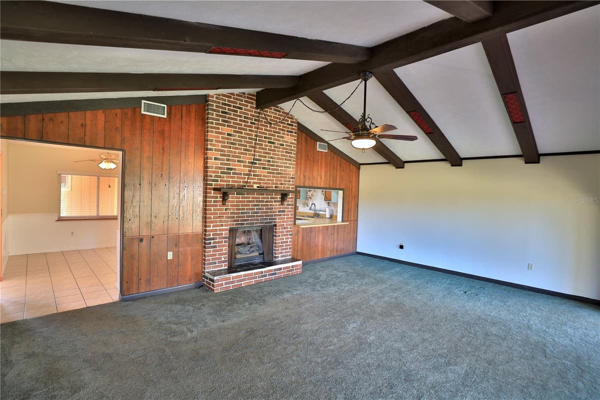 2155 COUNTY HIGHWAY 484 — photo 12 of 41