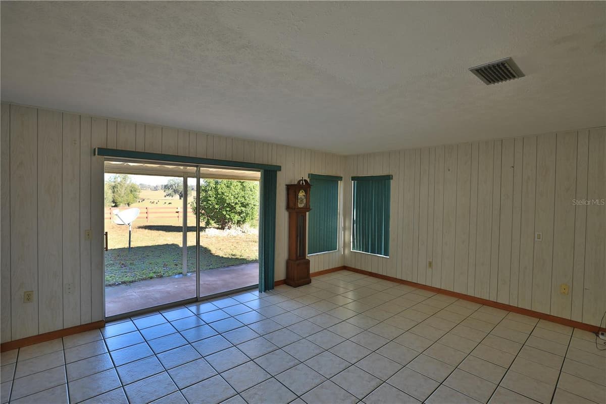 2155 COUNTY HIGHWAY 484 — photo 19 of 41