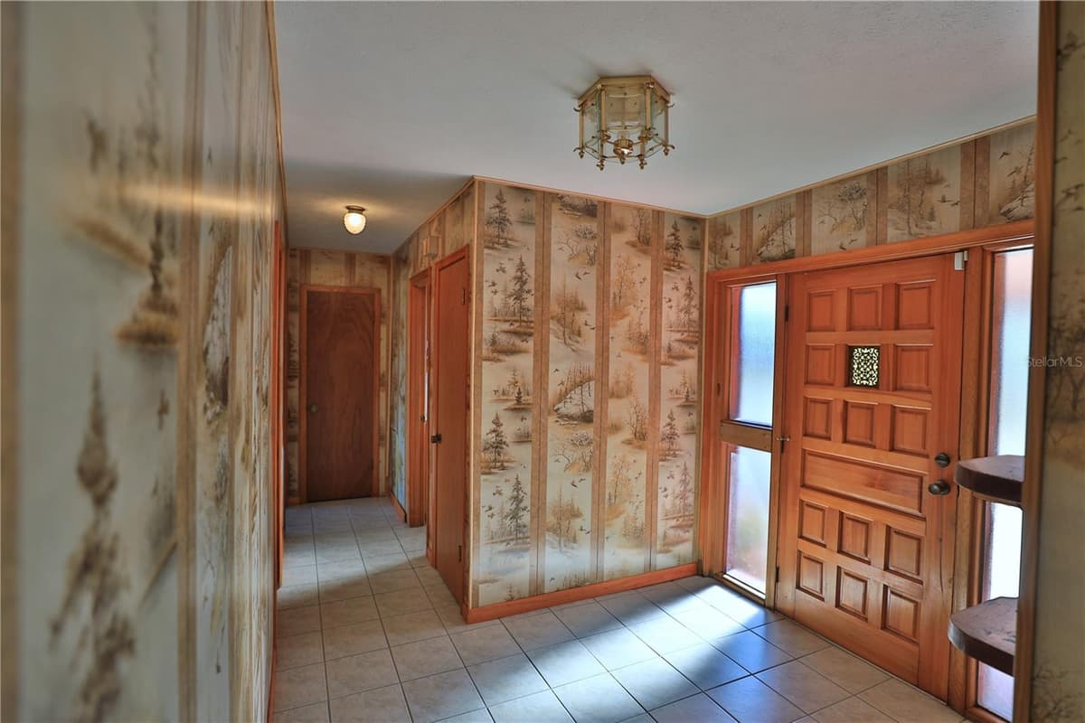 2155 COUNTY HIGHWAY 484 — photo 3 of 41