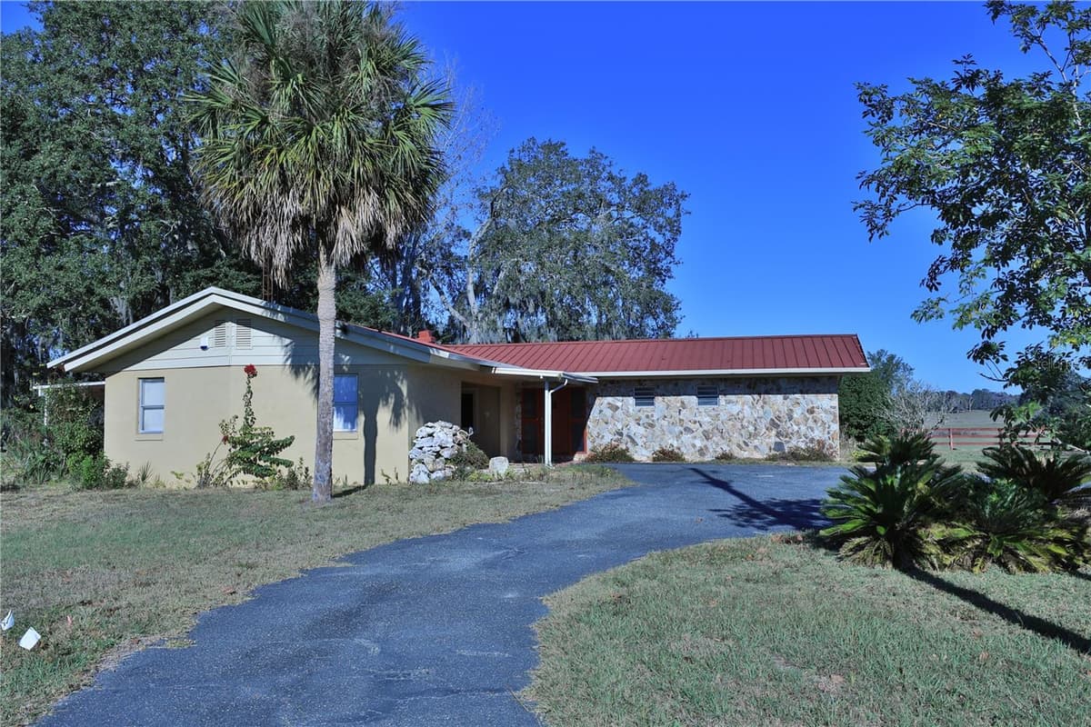 2155 COUNTY HIGHWAY 484 — photo 30 of 41