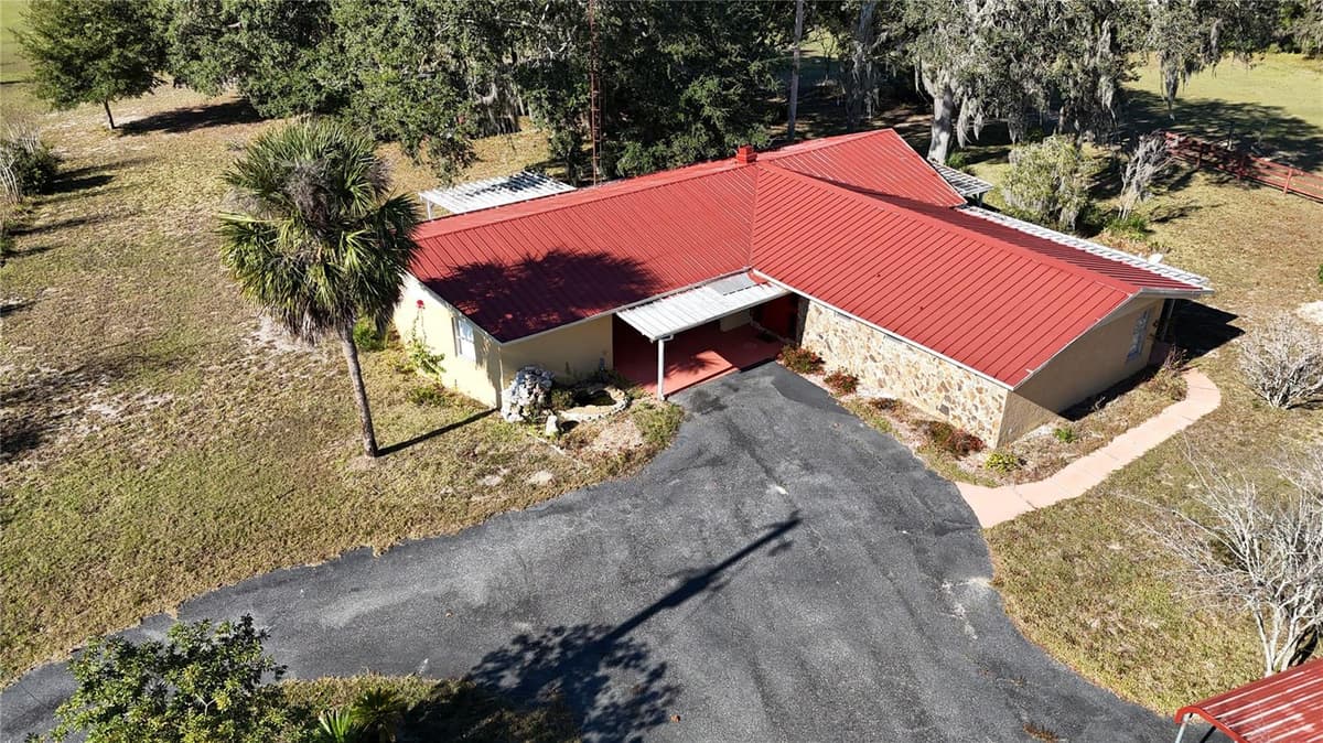 2155 COUNTY HIGHWAY 484 — photo 36 of 41