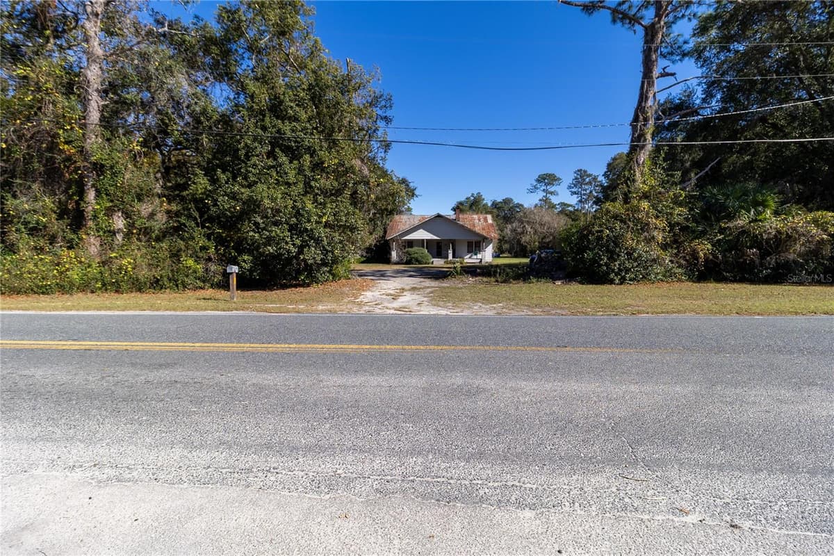 815 145TH AVENUE ROAD — photo 13 of 43