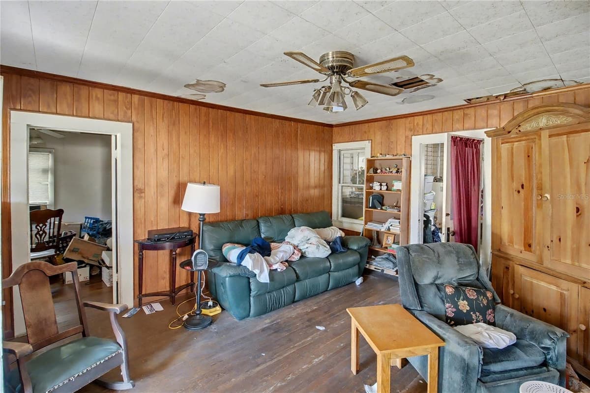815 145TH AVENUE ROAD — photo 34 of 43