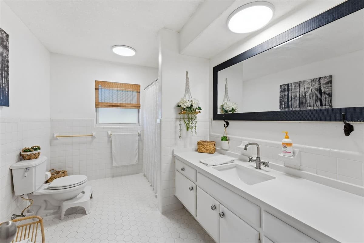 26310 FISHERMANS ROAD — photo 38 of 60