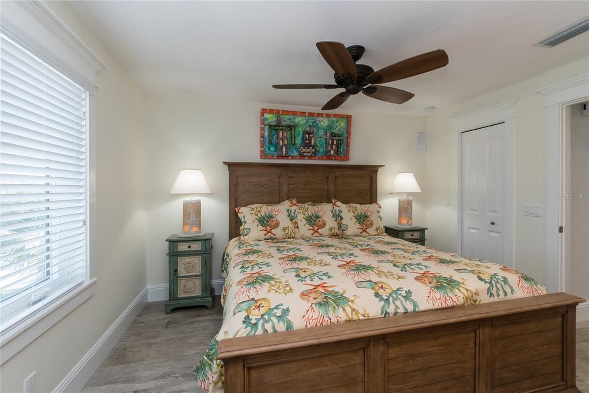2302 GULF DRIVE — photo 34 of 44