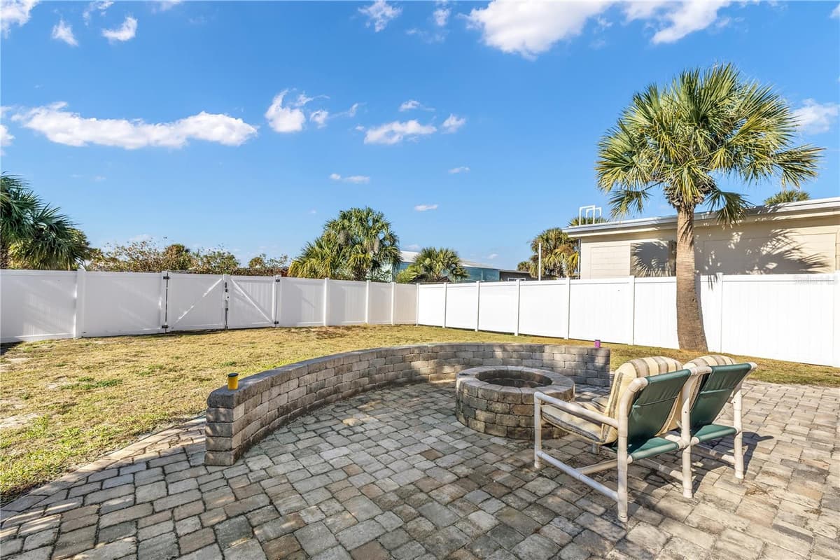 212 DAYTONA AVENUE — photo 14 of 26