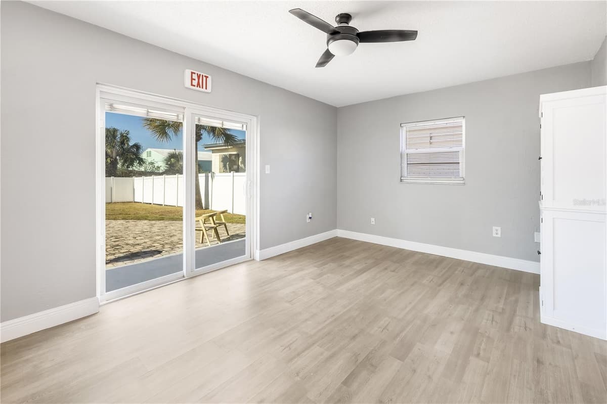 212 DAYTONA AVENUE — photo 8 of 19