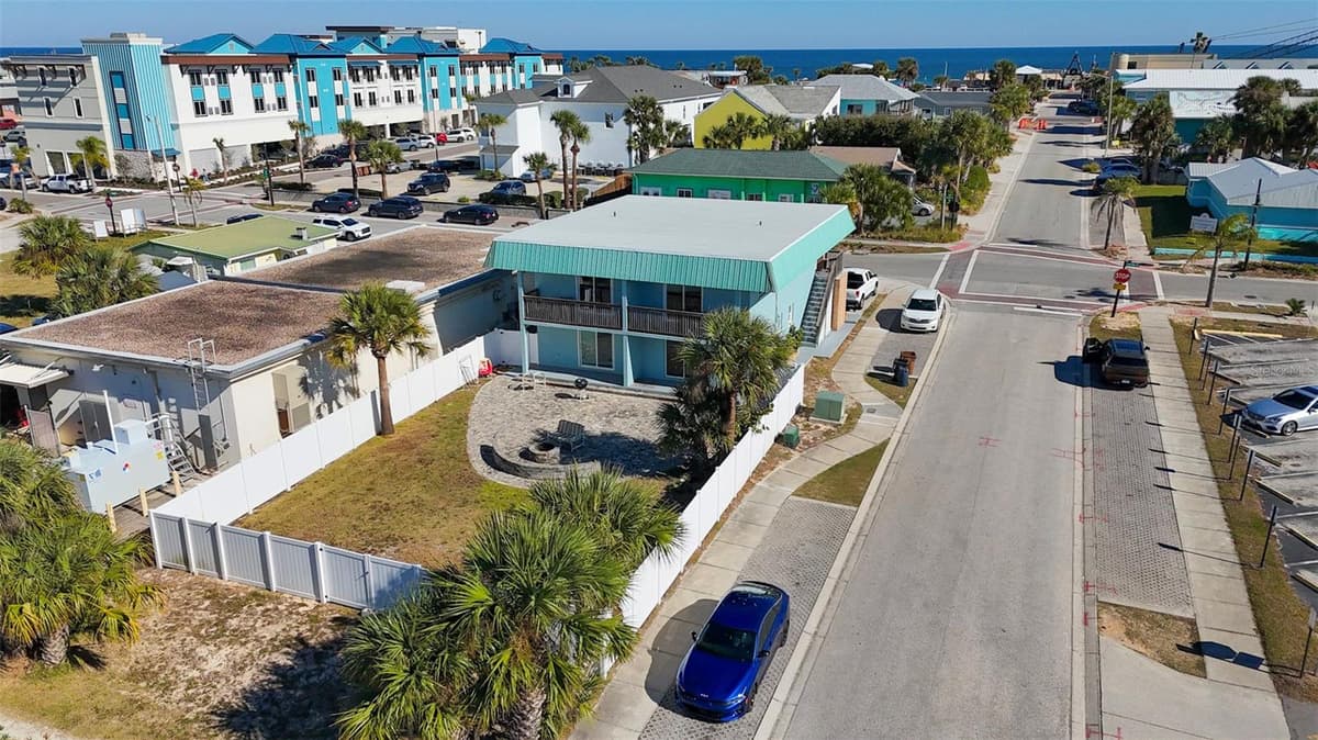 212 DAYTONA AVENUE — photo 15 of 19