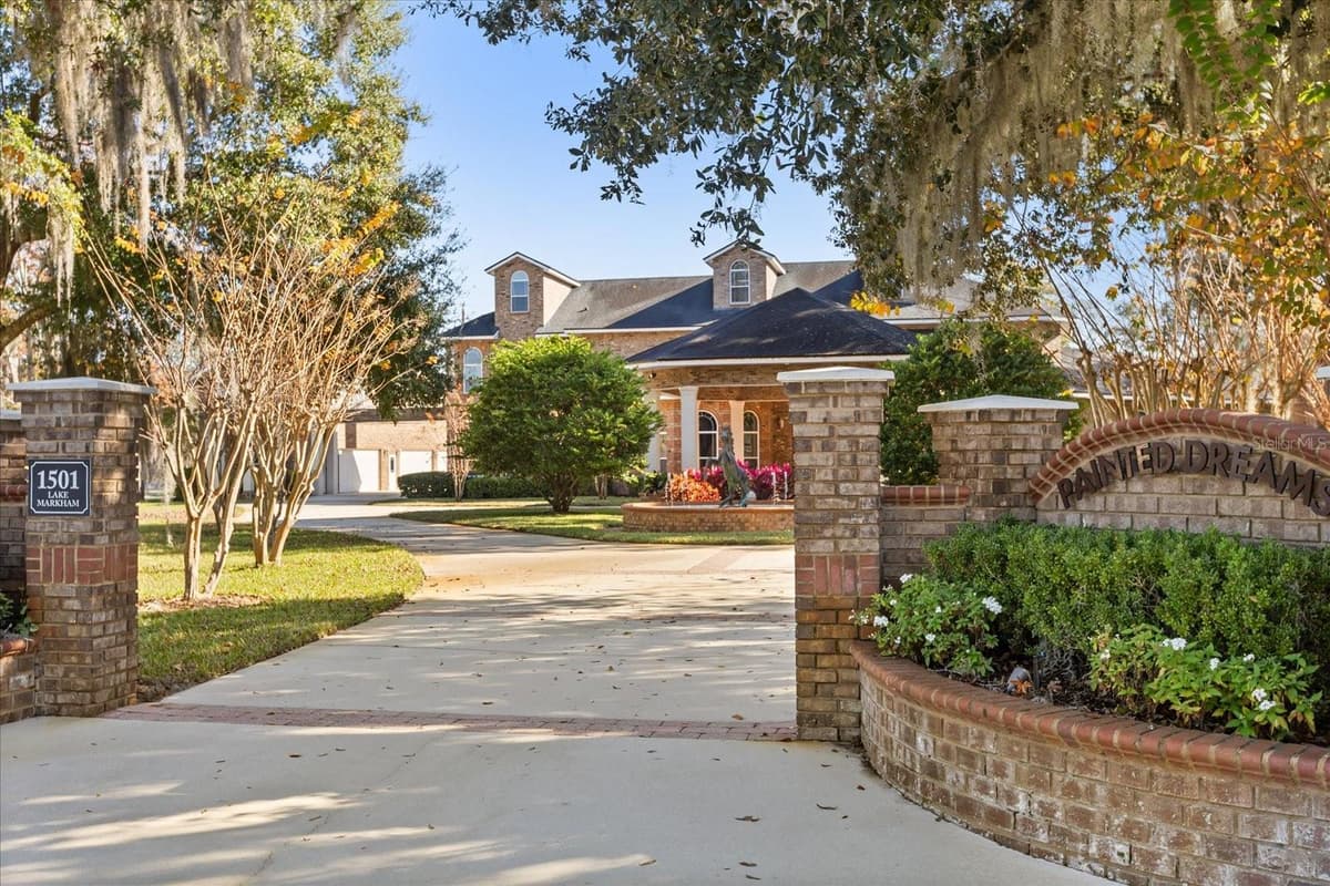 1501 LAKE MARKHAM ROAD — photo 8 of 94