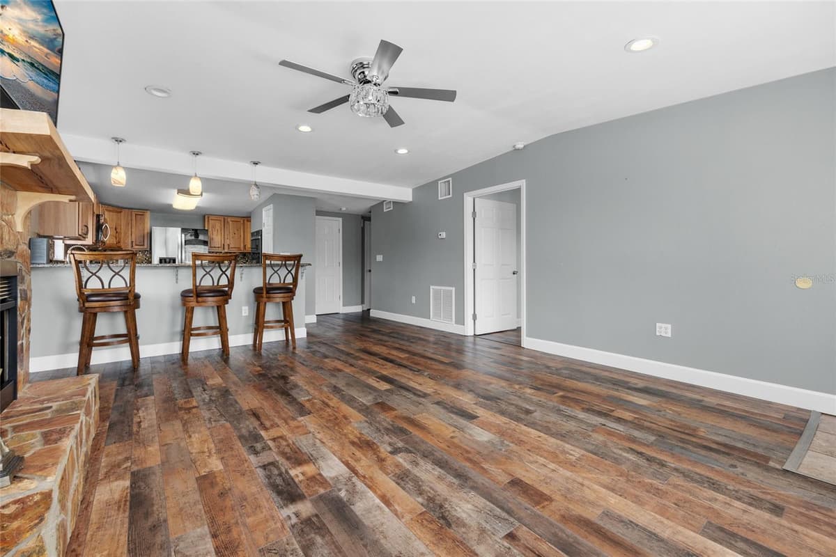 3130 86TH WAY — photo 7 of 52