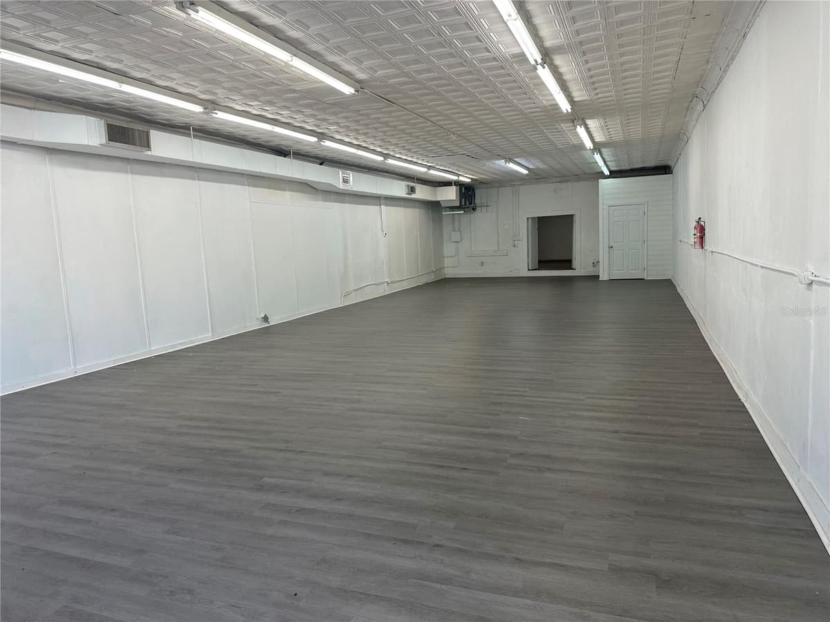 535 MAIN STREET — photo 6 of 9