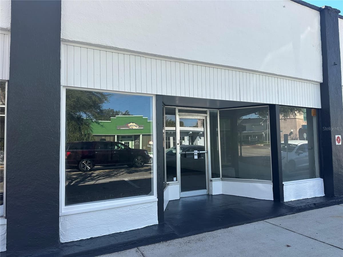535 MAIN STREET — photo 1 of 9
